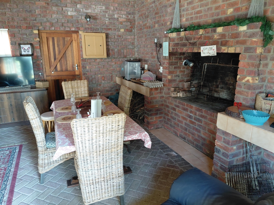 5 Bedroom Property for Sale in Heuwelkruin Eastern Cape